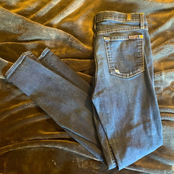 7 for all Mankind medium wash, skinny jeans - Picture 1 of 6